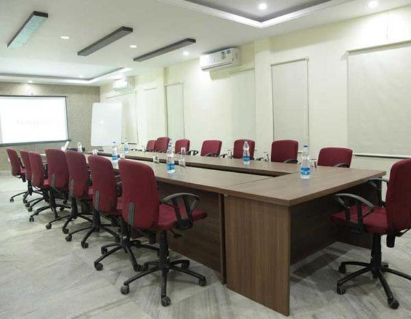 Nirupama Hotels Dhenkanal Extérieur photo