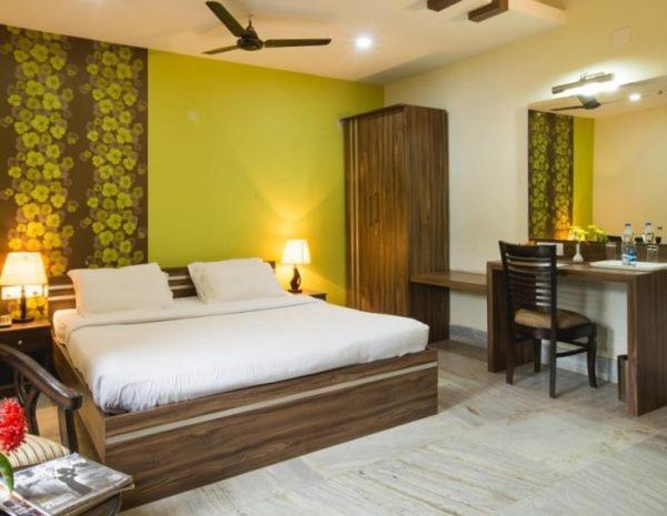 Nirupama Hotels Dhenkanal Extérieur photo